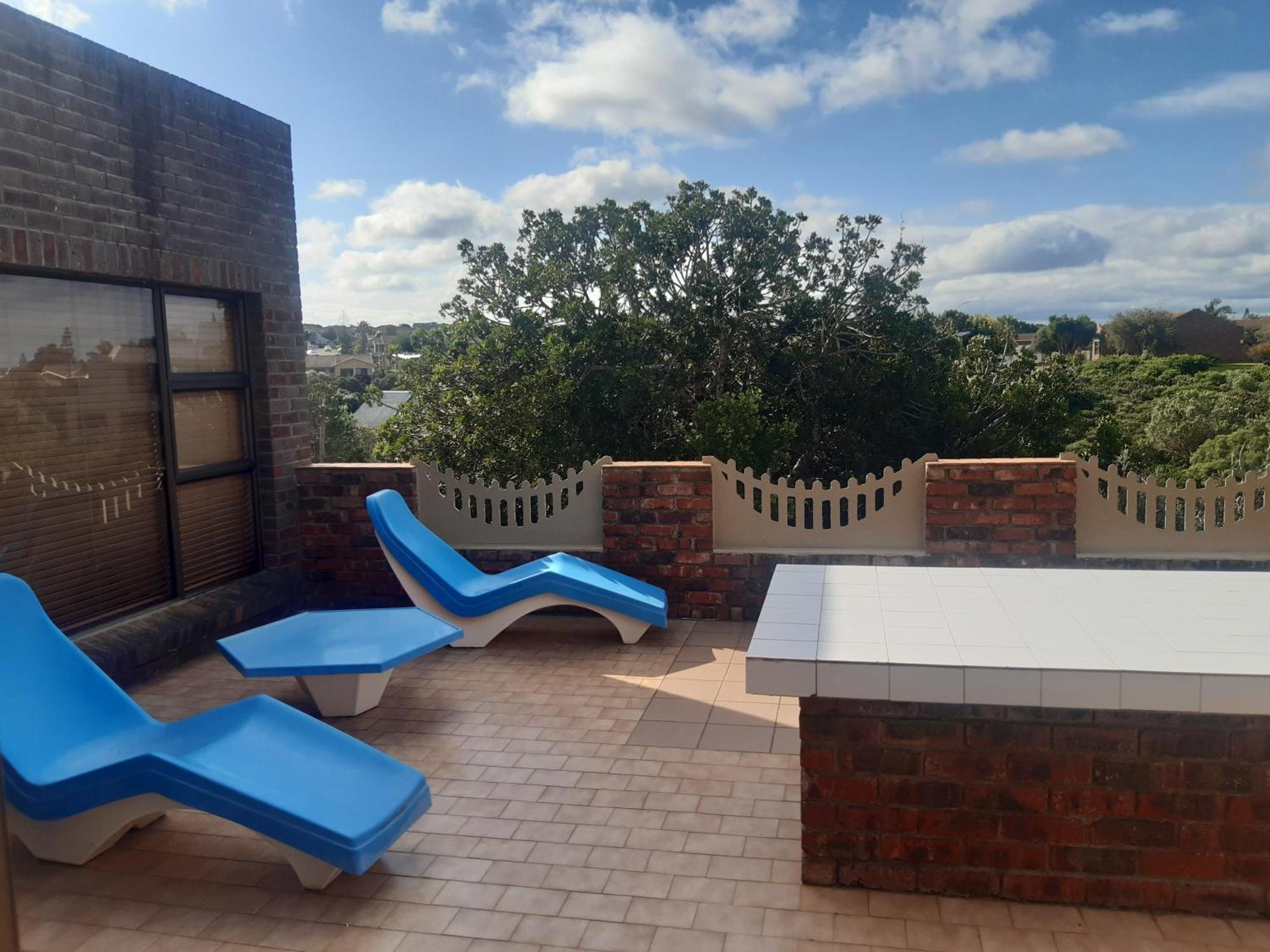Dolphin View Guesthouse Jeffreys Bay Exterior photo