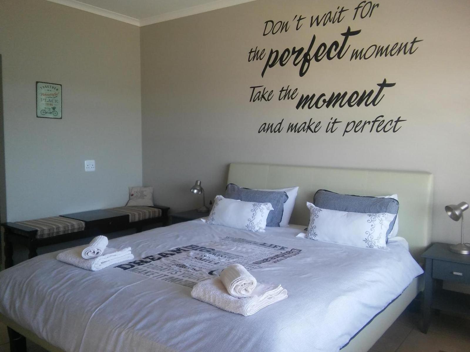 Dolphin View Guesthouse Jeffreys Bay Exterior photo